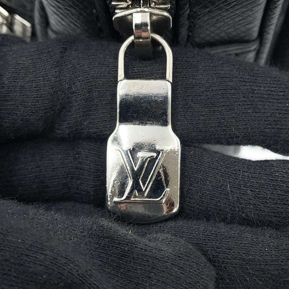 LOUIS VUITTON Black Monogram Fanny Pack - Picture 9 of 13